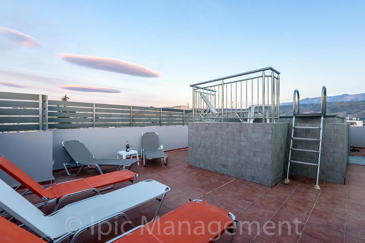 City Center Apartment With Rooftop Swimming Pool La Canea Exterior foto